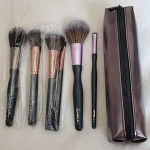 NEW - Ulta Brush Collection - Bundle of 7 - Brushes + Carrying Case Blush Face